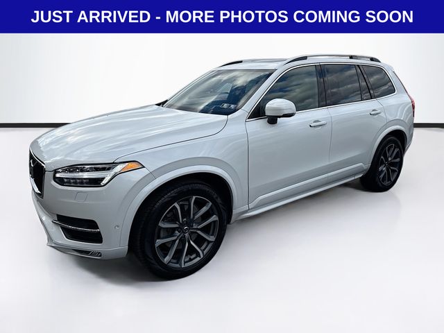 2019 Volvo XC90 T6 AWD Momentum photo 3