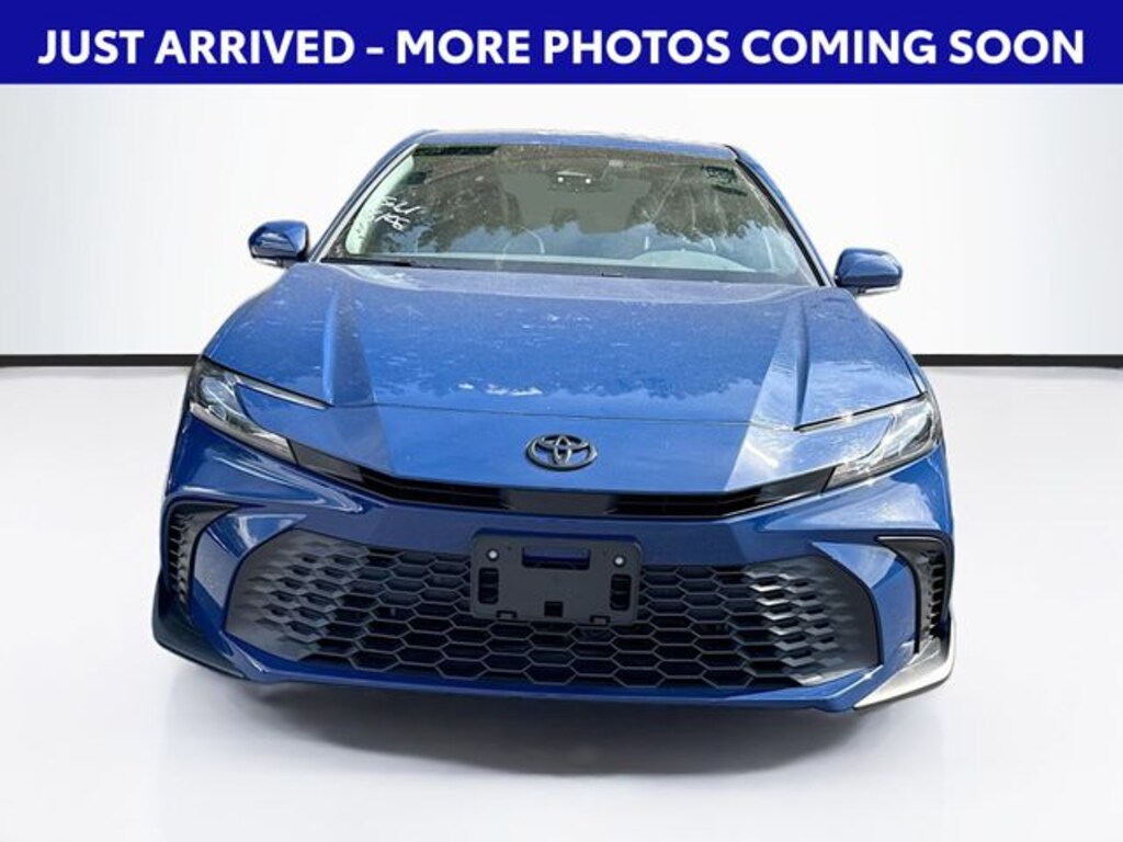 Certified 2025 Toyota Camry SE Sedan