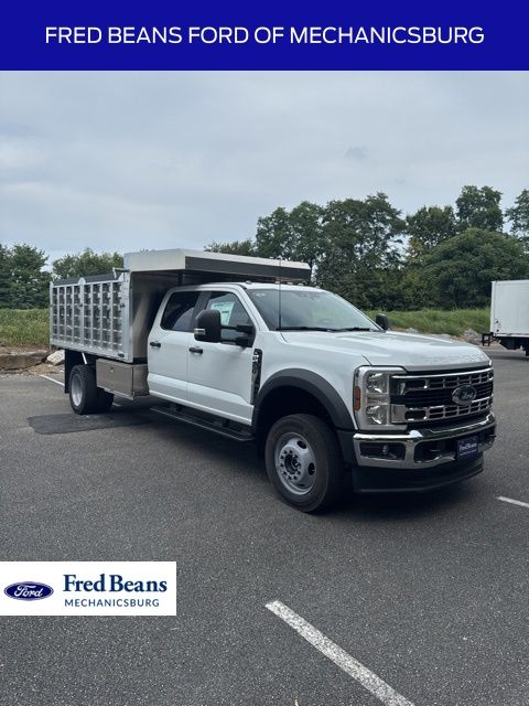 2025 Ford F-450 Chassis Truck Crew Cab 