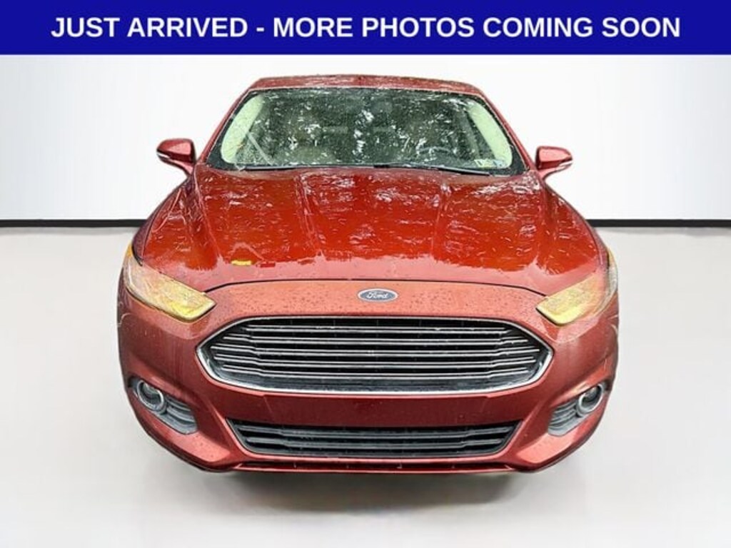 Used 2014 Ford Fusion SE Sedan