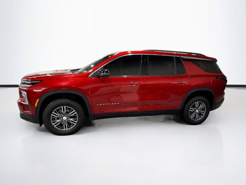 Used 2026 Chevrolet Traverse LT SUV
