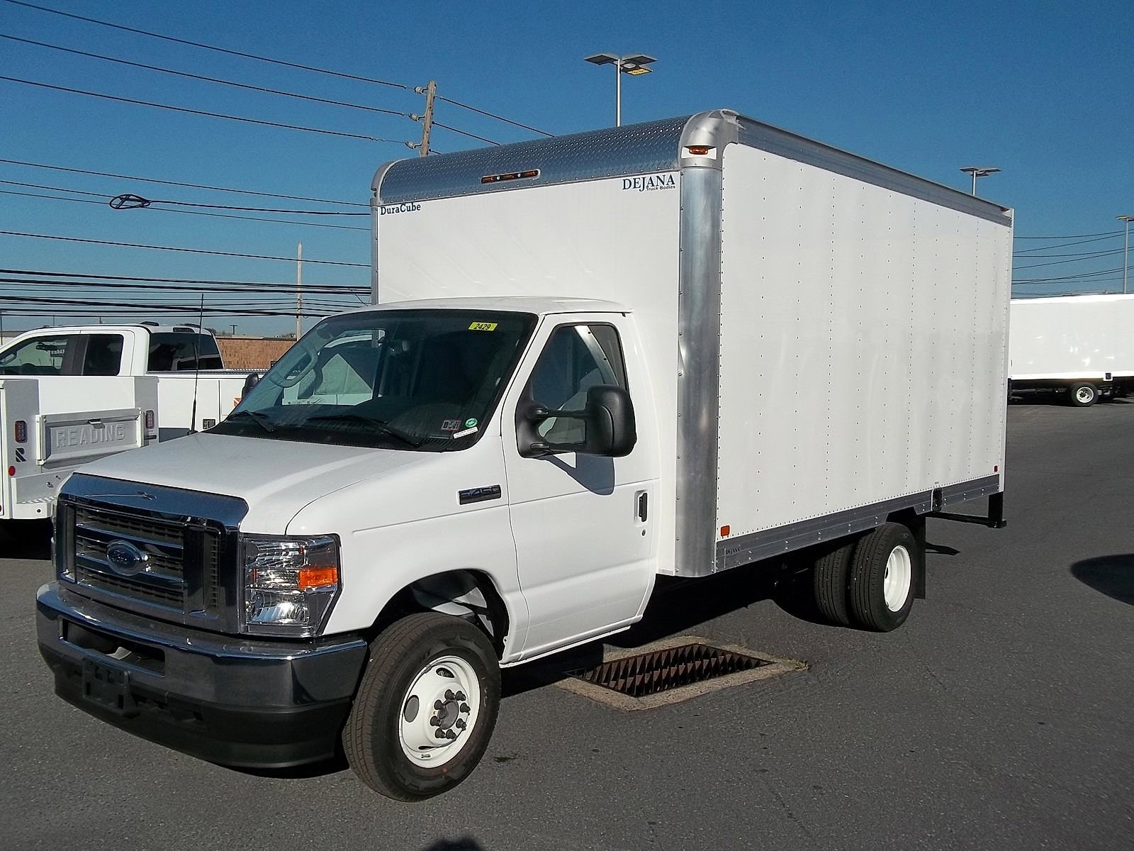 2025 Ford E-450 Cutaway Truck  2025 Ford E-450 Cutaway Truck