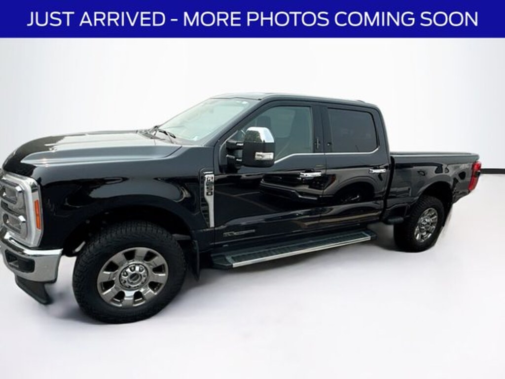 Certified 2023 Ford F-250SD Lariat Truck Crew Cab