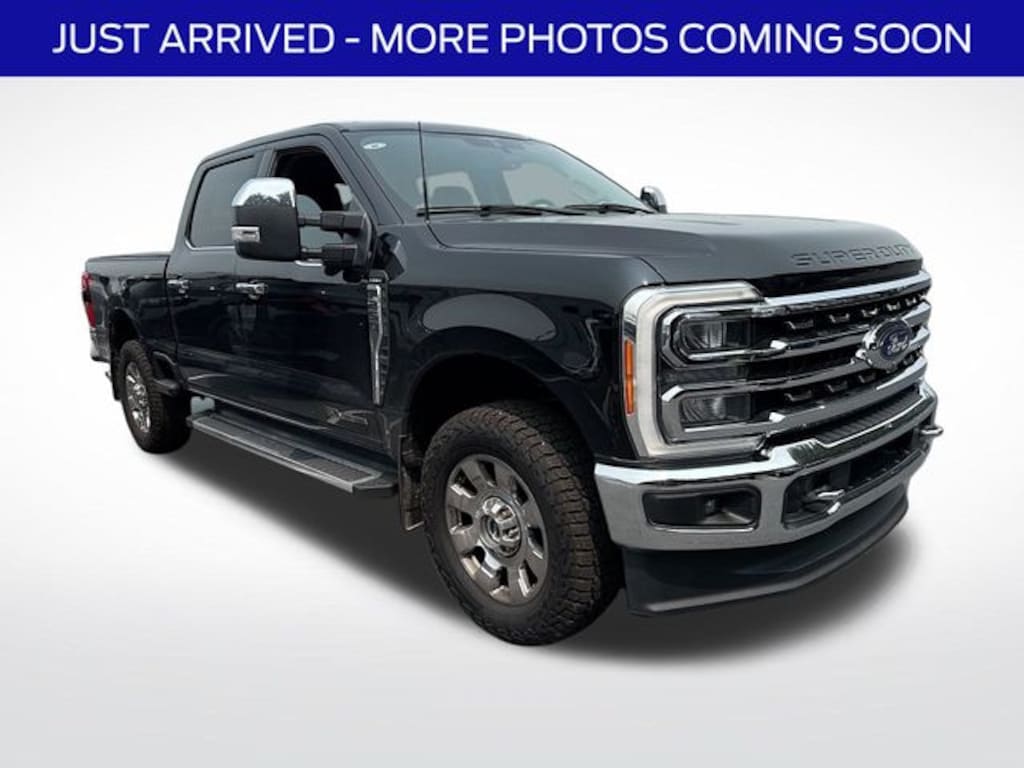 Certified 2023 Ford F-250SD Lariat Truck Crew Cab