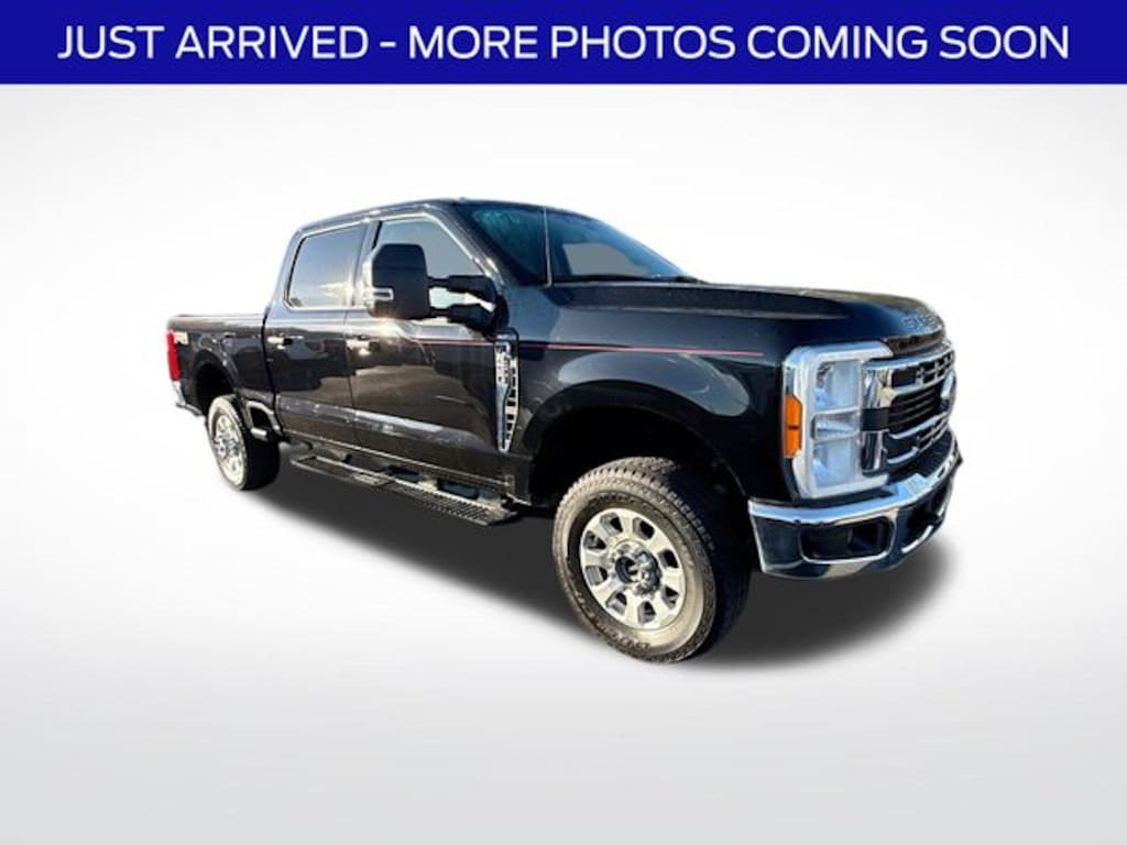 Certified 2023 Ford F-250SD XLT Truck Crew Cab