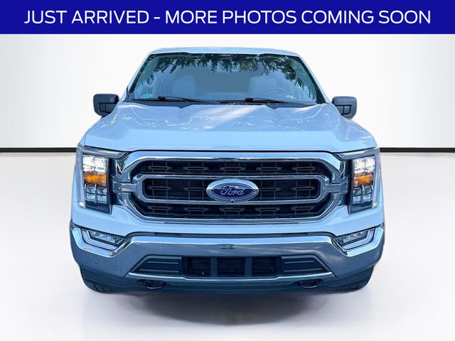 2022 Ford F-150 XLT photo 2