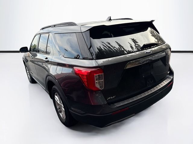 2020 Ford Explorer XLT photo 2