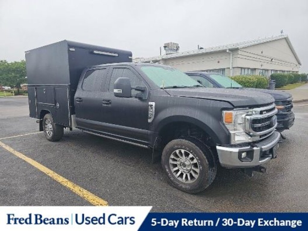 Used 2020 Ford F-350SD Lariat Truck Crew Cab