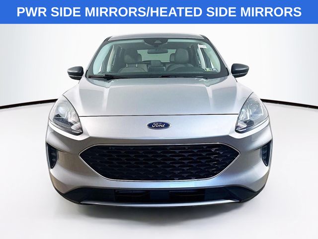 2022 Ford Escape SE photo 2