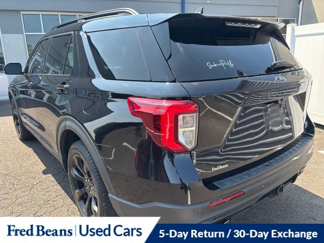 2023 Ford Explorer ST photo 4