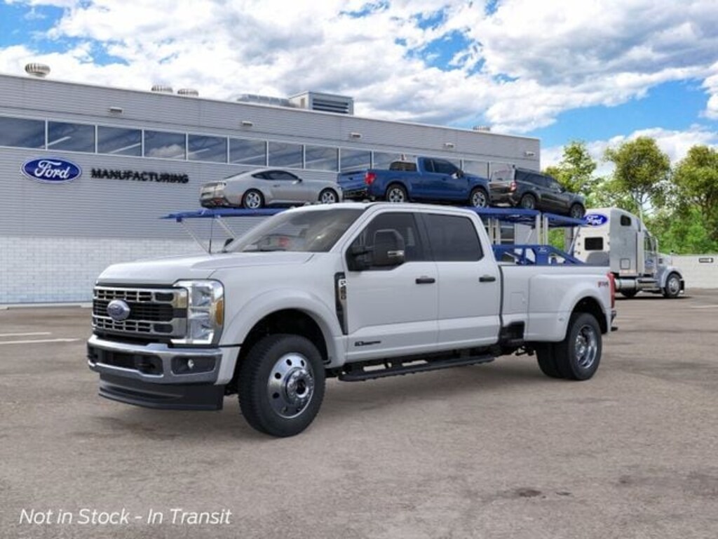 New 2026 Ford F-450 XLT Truck Crew Cab