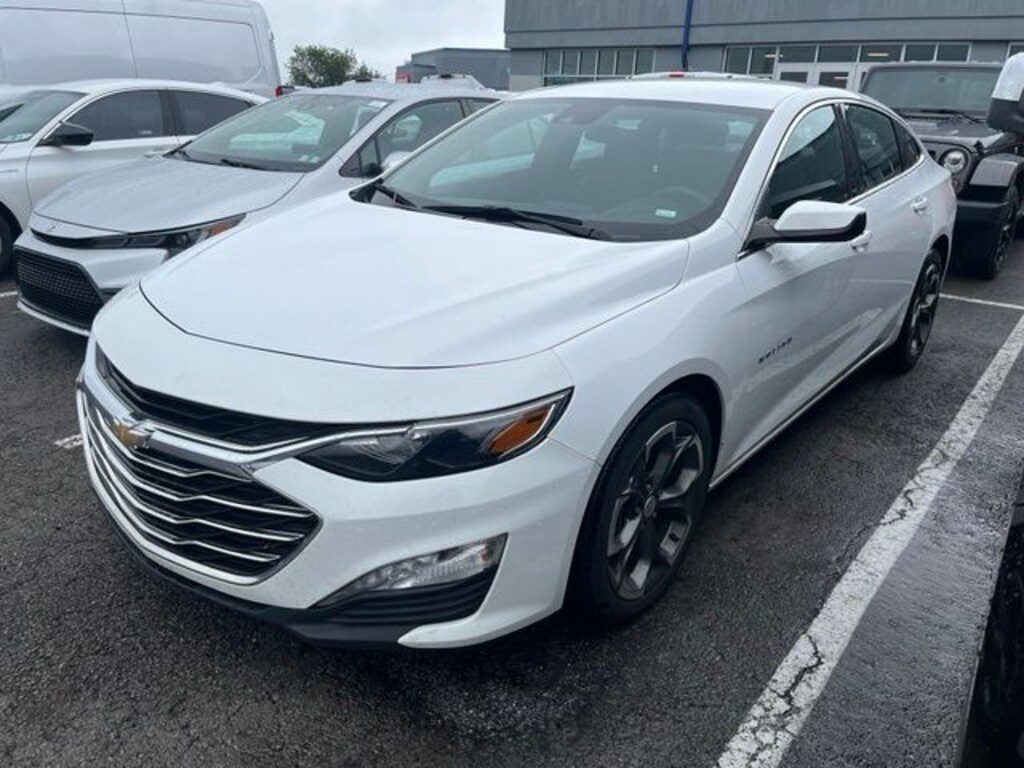 Used 2024 Chevrolet Malibu LT Sedan