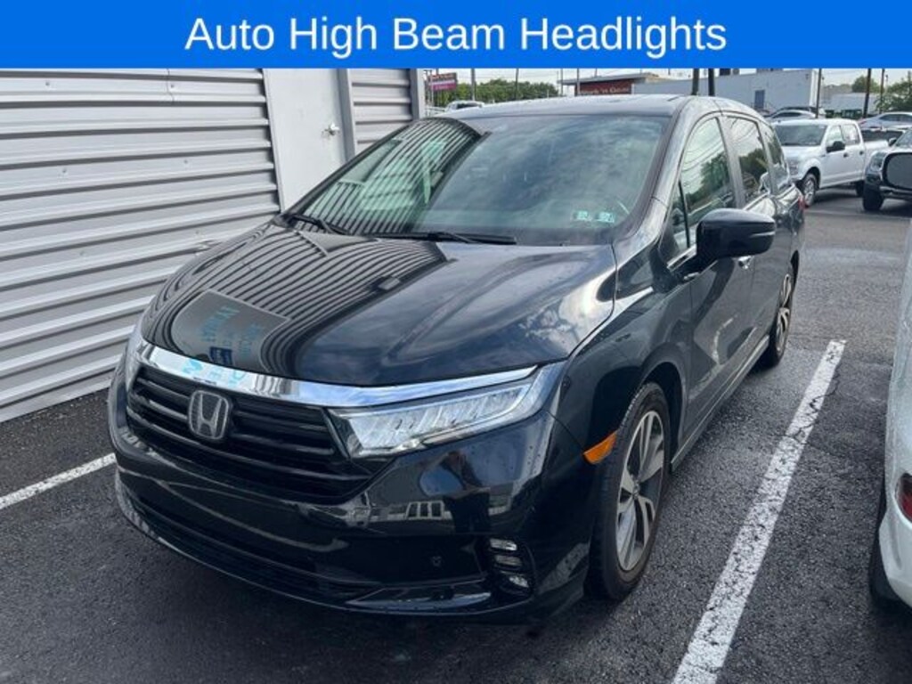 Certified 2023 Honda Odyssey Touring Van