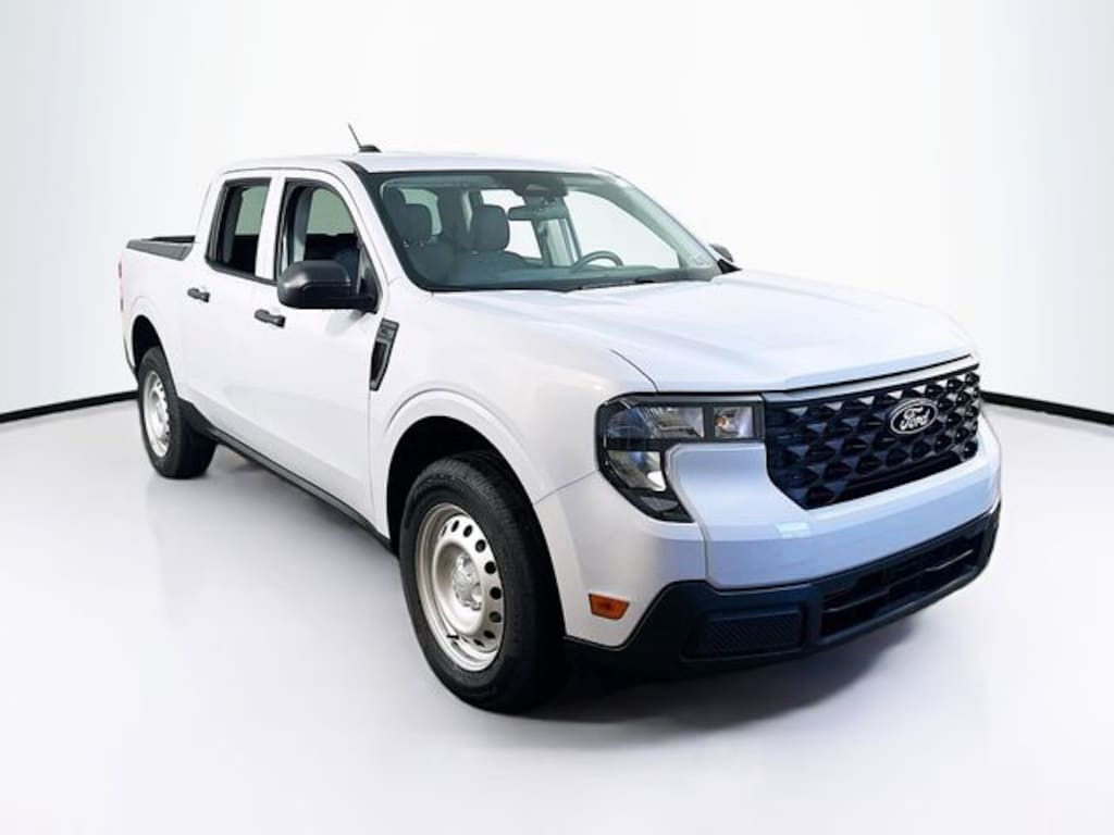 New 2025 Ford Maverick XL Truck SuperCrew