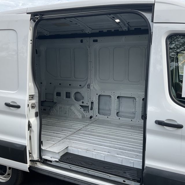 2023 Ford Transit Cargo Van photo 3