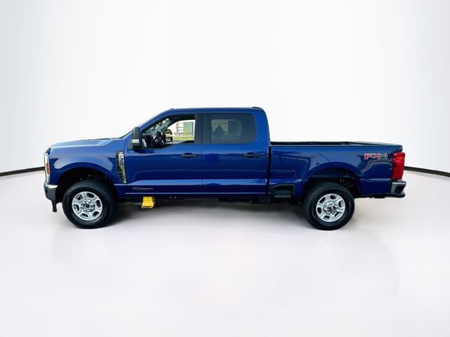 New 2026 Ford F-350 XLT Truck Crew Cab