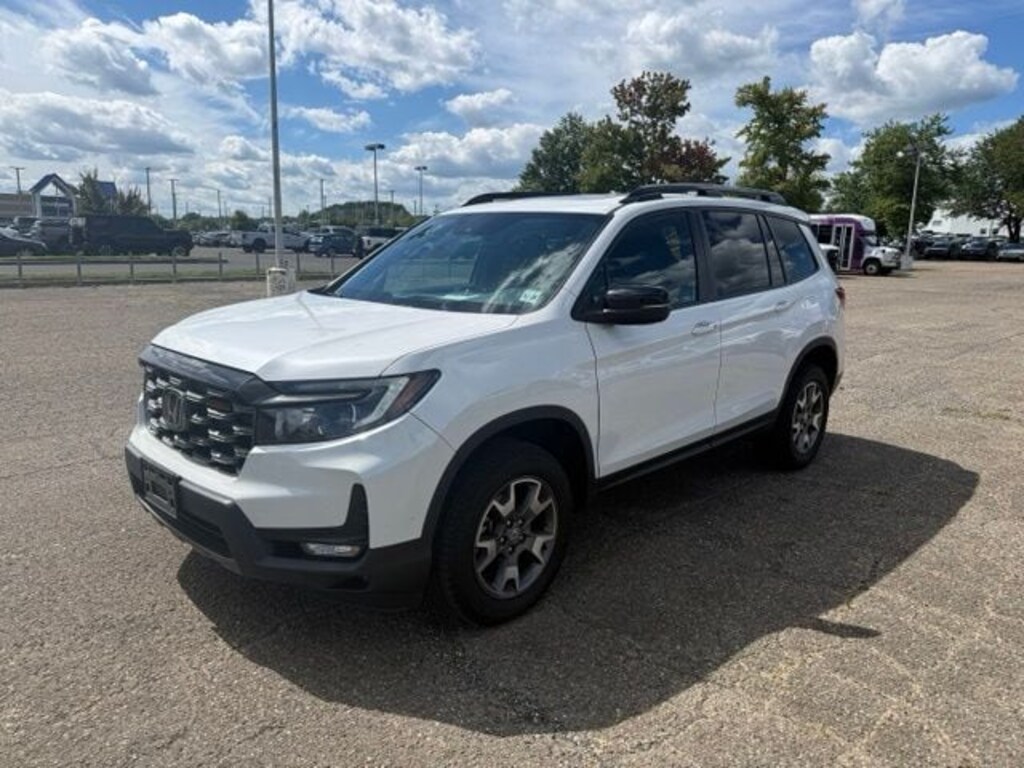 Used 2023 Honda Passport TrailSport SUV
