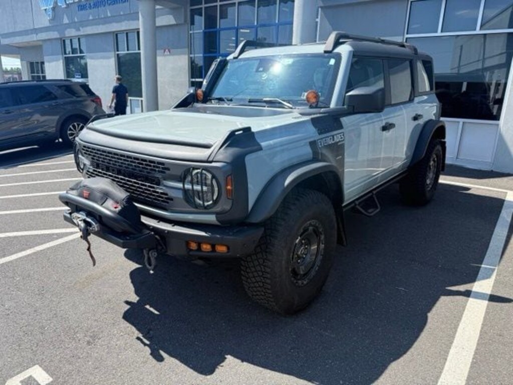 Used 2024 Ford Bronco Everglades SUV