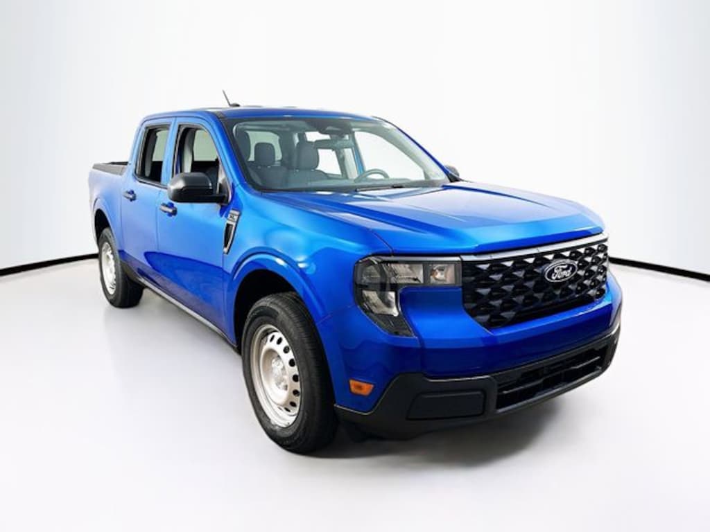 New 2025 Ford Maverick XL Truck SuperCrew