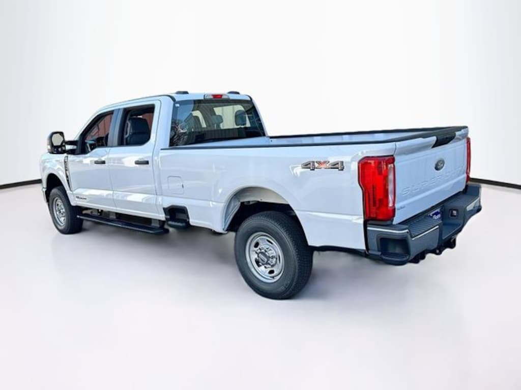New 2026 Ford F-250 XL Truck Crew Cab