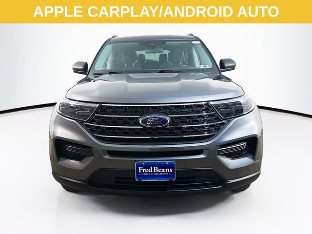 2023 Ford Explorer XLT photo 2