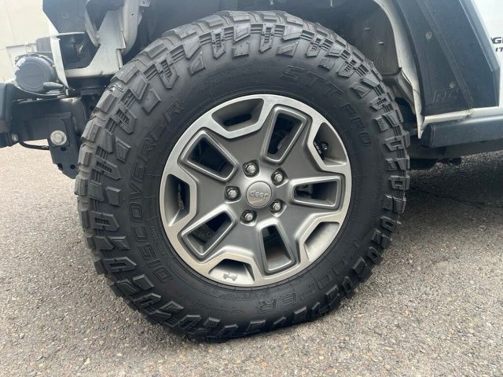 Used 2015 Jeep Wrangler Unlimited Rubicon SUV