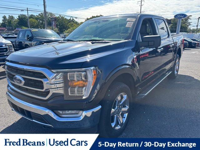 2022 Ford F-150 XLT photo 2