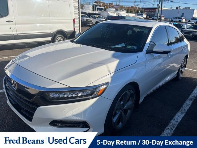 2020 Honda Accord Touring 2.0T photo 2