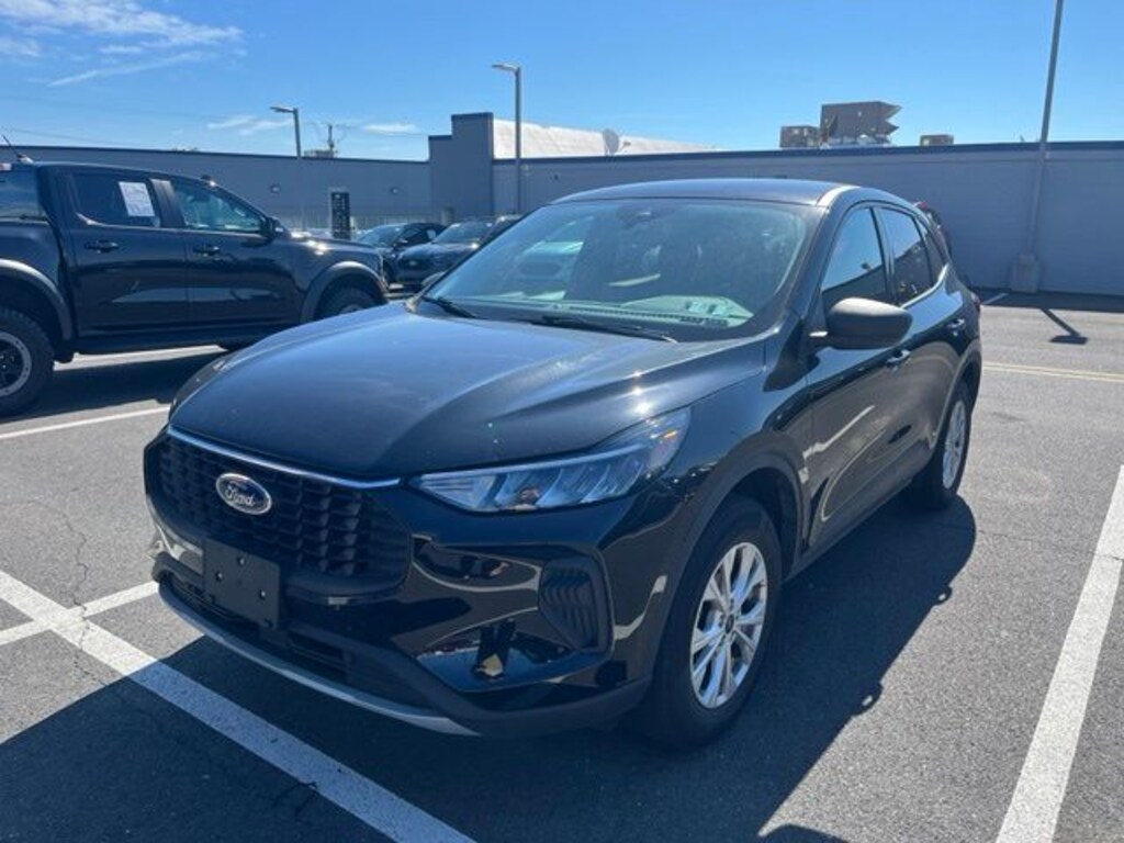 Used 2025 Ford Escape Active SUV