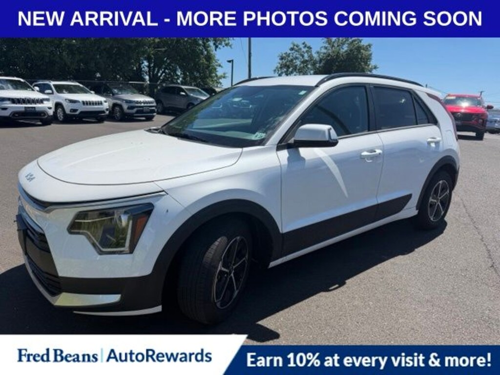 Used 2023 Kia Niro EX SUV