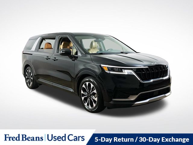 2022 Kia Sedona EX's photo
