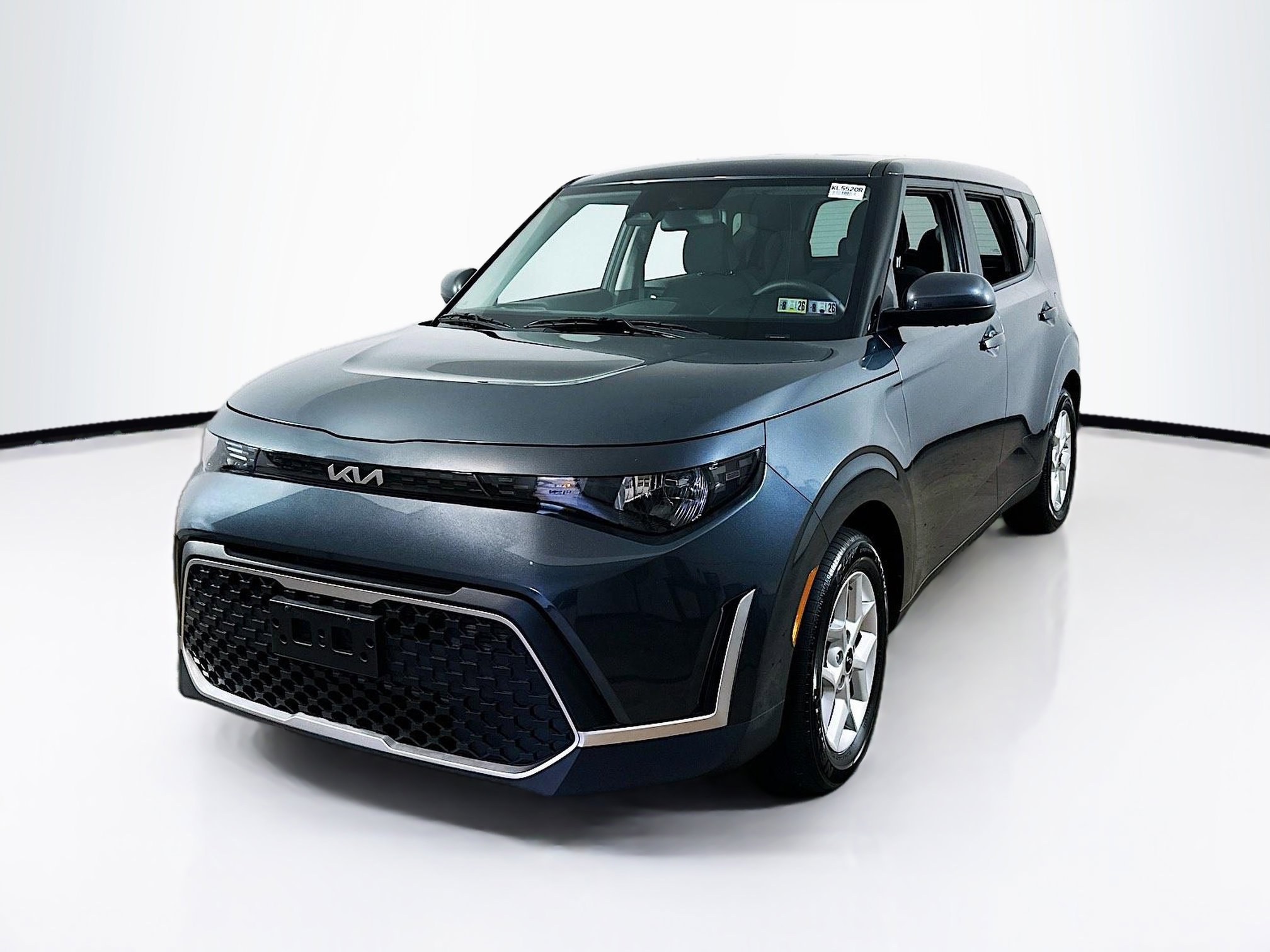 2023 Kia Soul LX photo 3