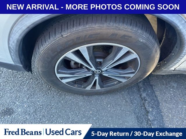 2018 Nissan Rogue SL photo 4