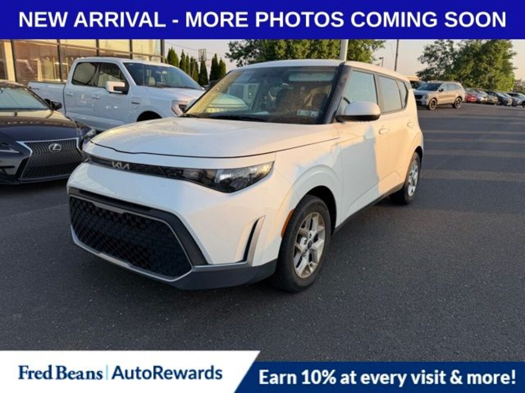 Used 2023 Kia Soul S Hatchback