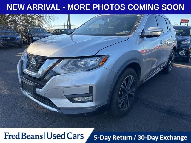2018 Nissan Rogue SL photo 3