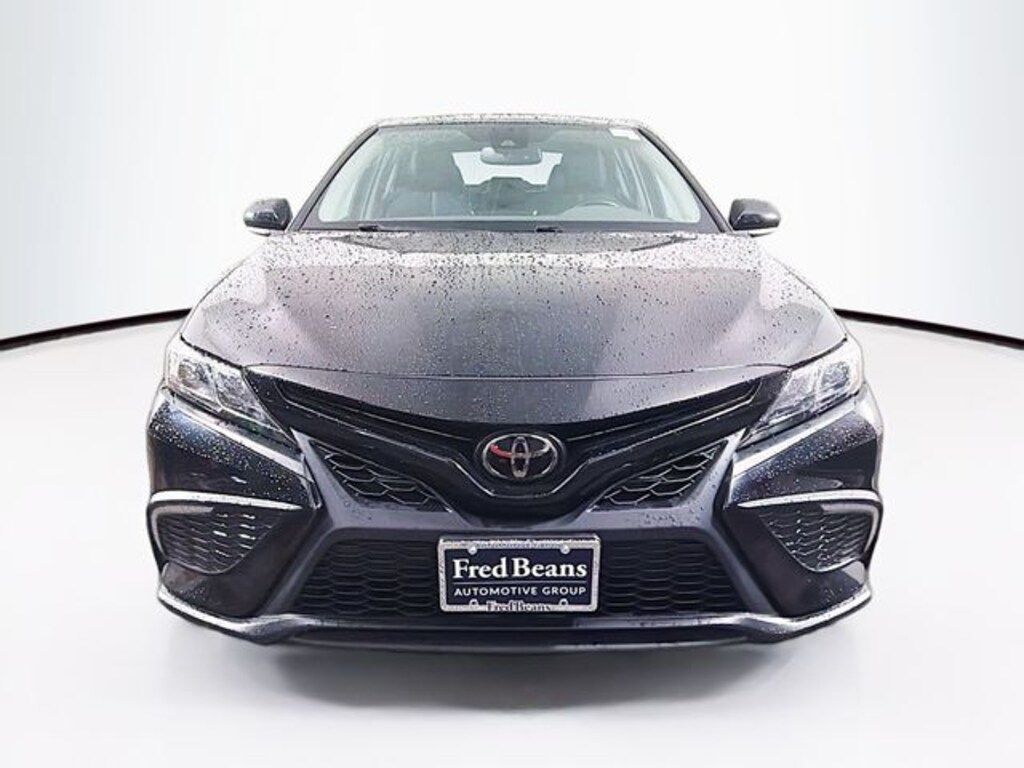 Used 2023 Toyota Camry SE Sedan