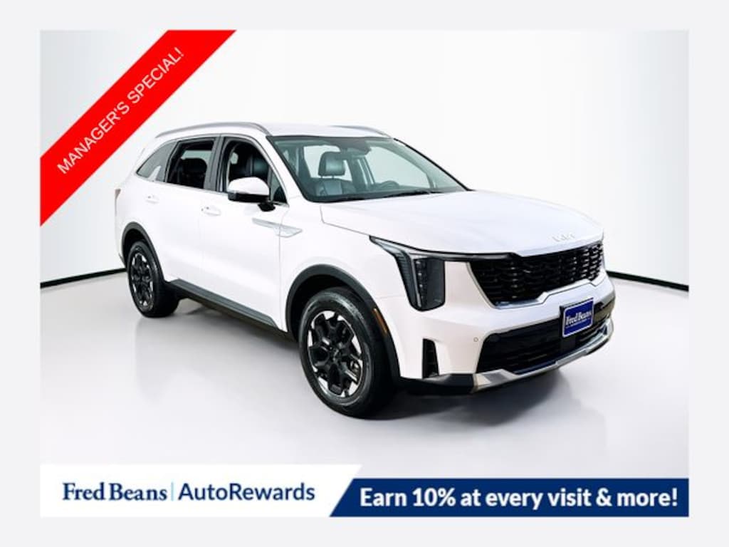 Used 2025 Kia Sorento S SUV
