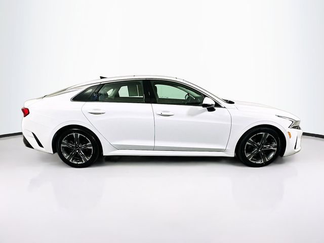 2022 Kia K5 EX - Photo 8
