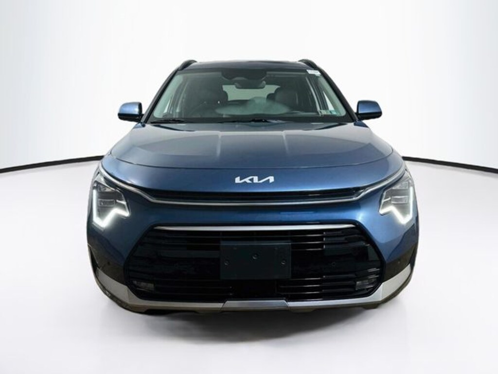 Certified 2024 Kia Niro SX Touring SUV
