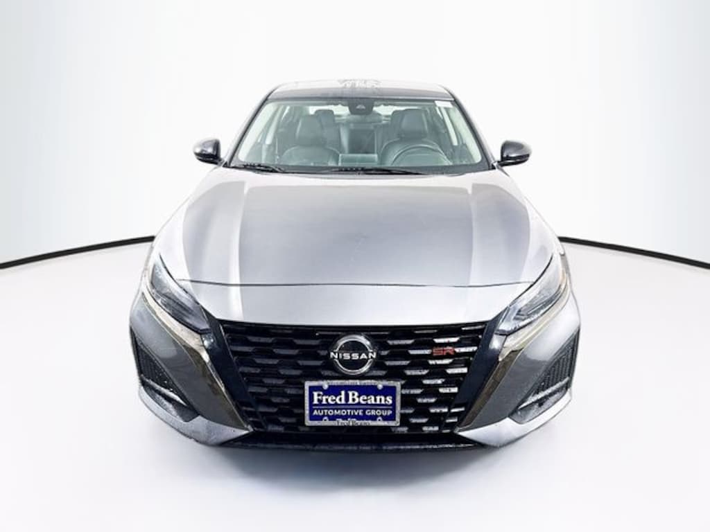 Used 2024 Nissan Altima 2.5 SR Sedan