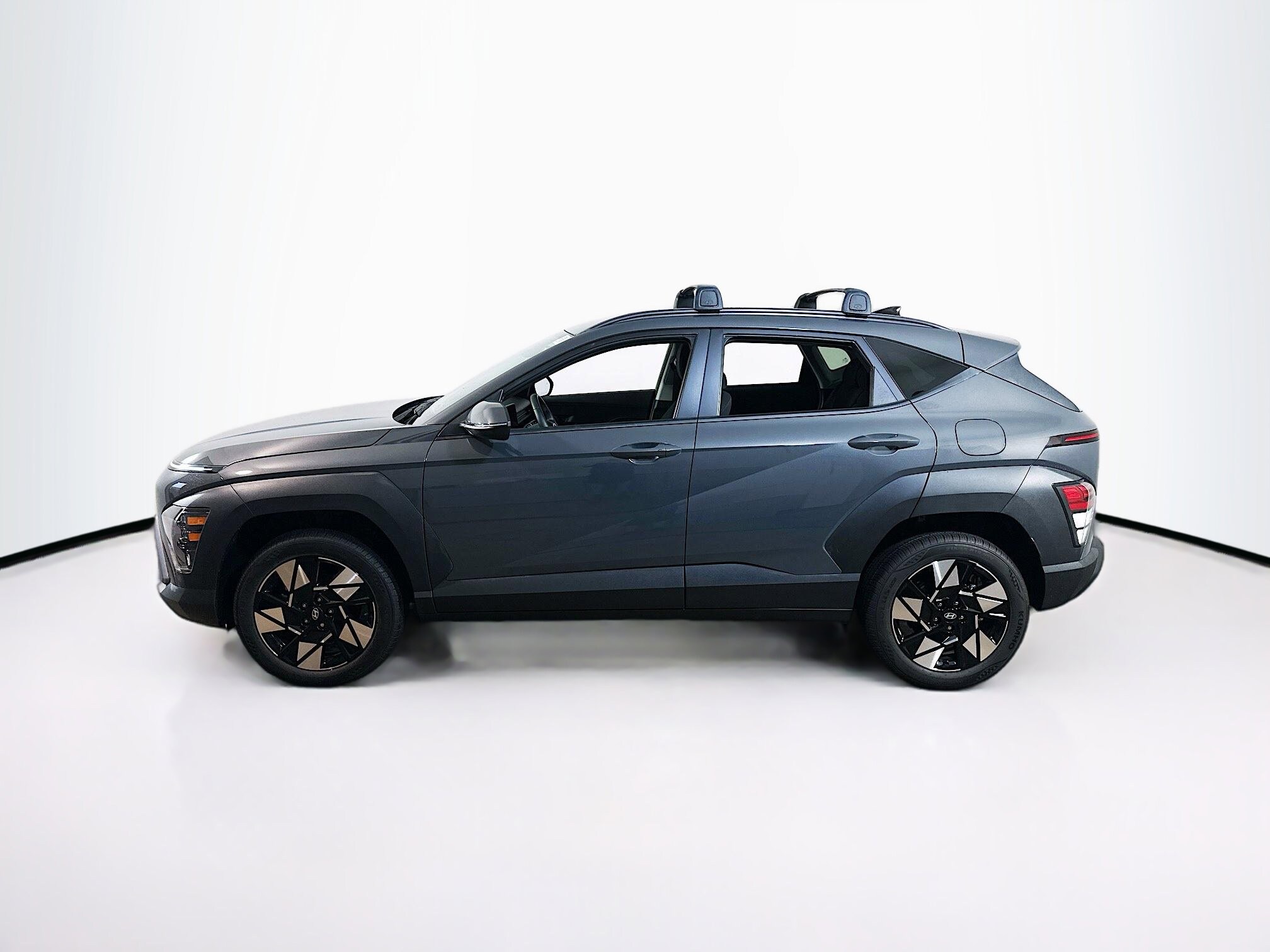 2025 Hyundai Kona SEL photo 3