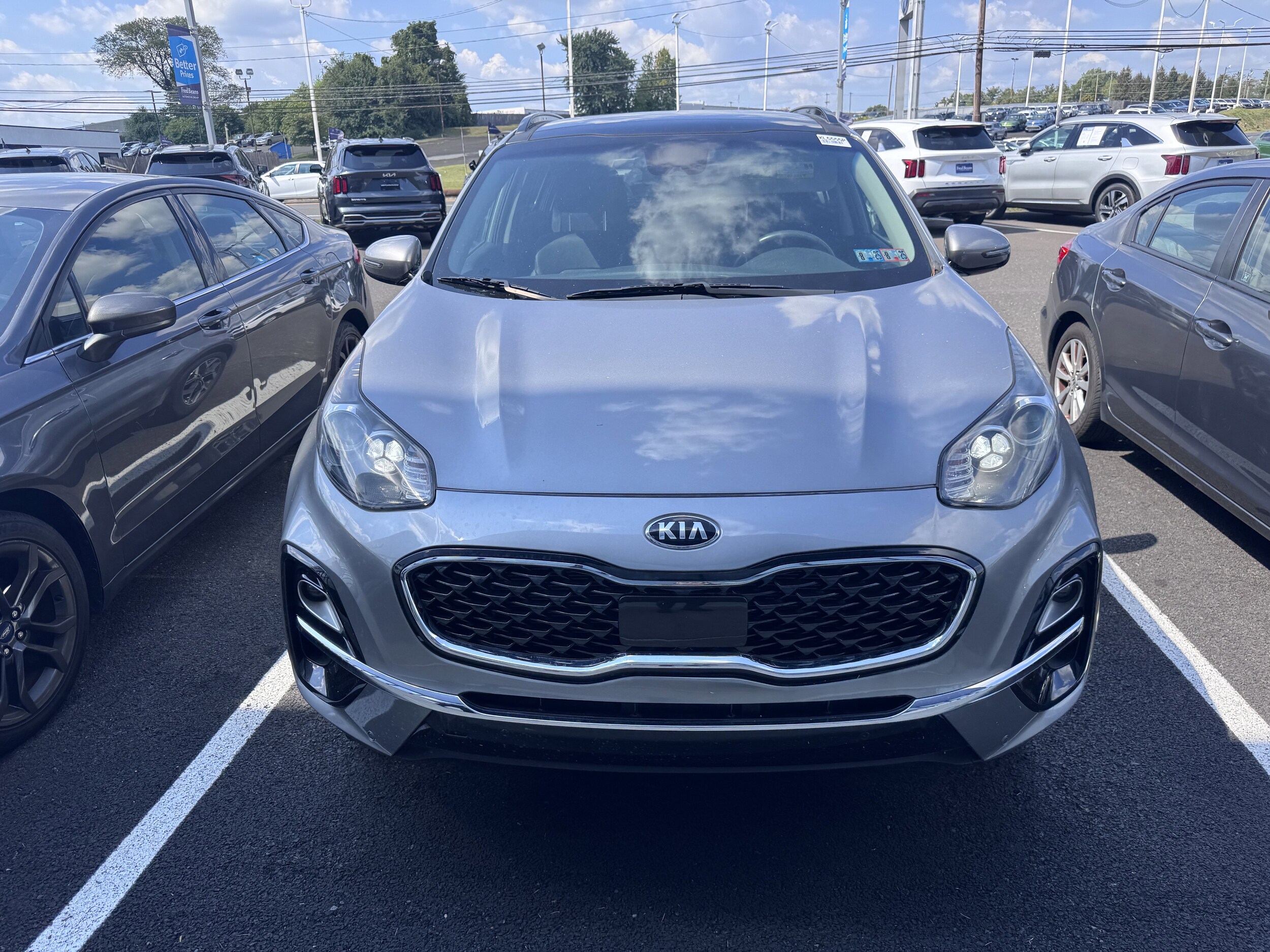 2021 Kia Sportage EX photo 2