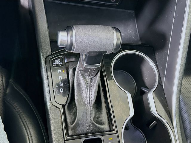 2022 Kia K5 EX - Photo 17