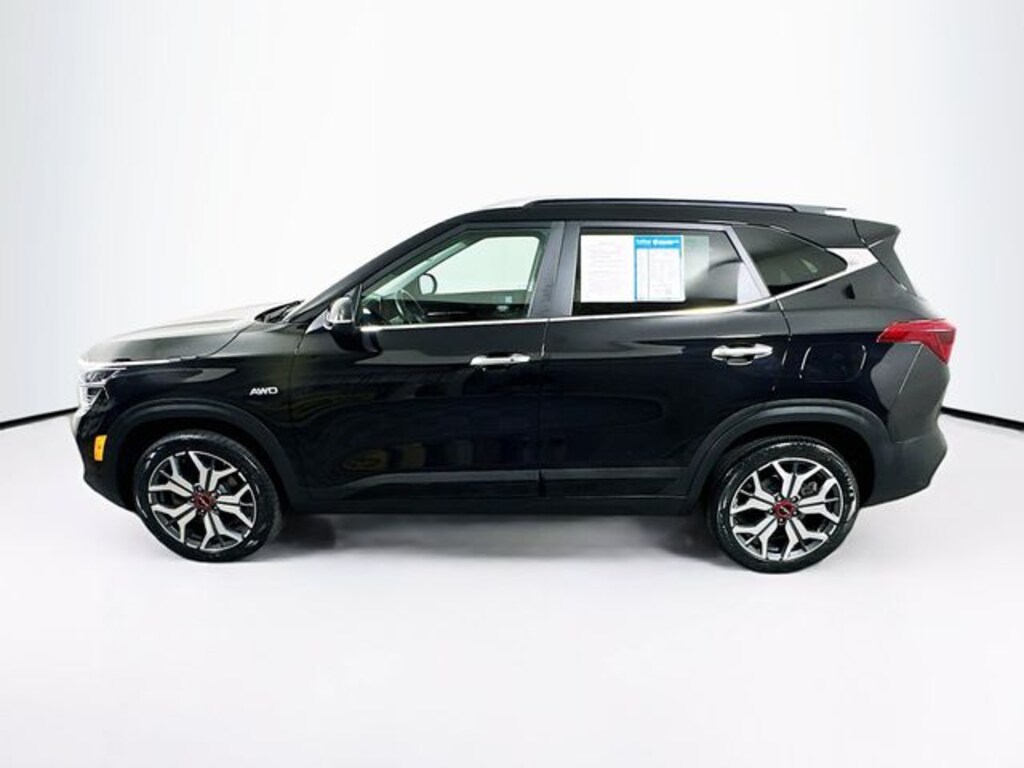 Used 2023 Kia Seltos SX SUV