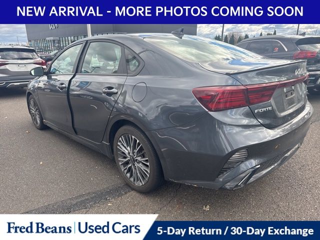 2023 Kia Forte GT-Line photo 4