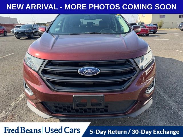 2015 Ford Edge Sport photo 2