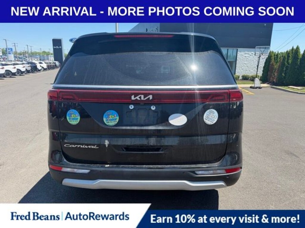 Used 2022 Kia Carnival EX MPV