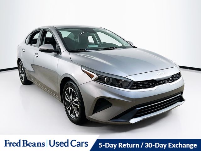 2023 Kia Forte LXS's photo