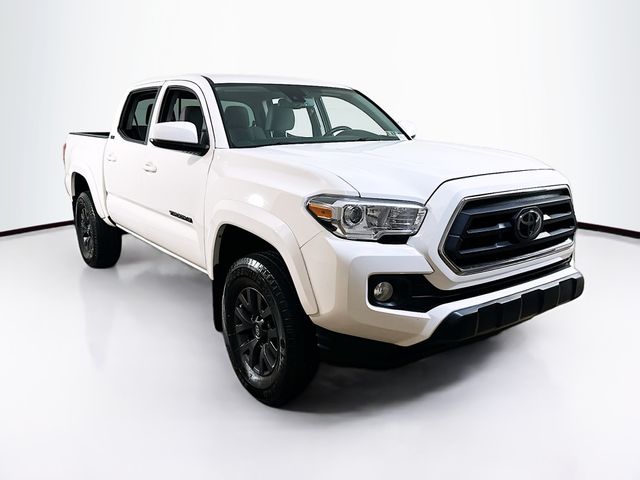 2023 Toyota Tacoma SR5's photo