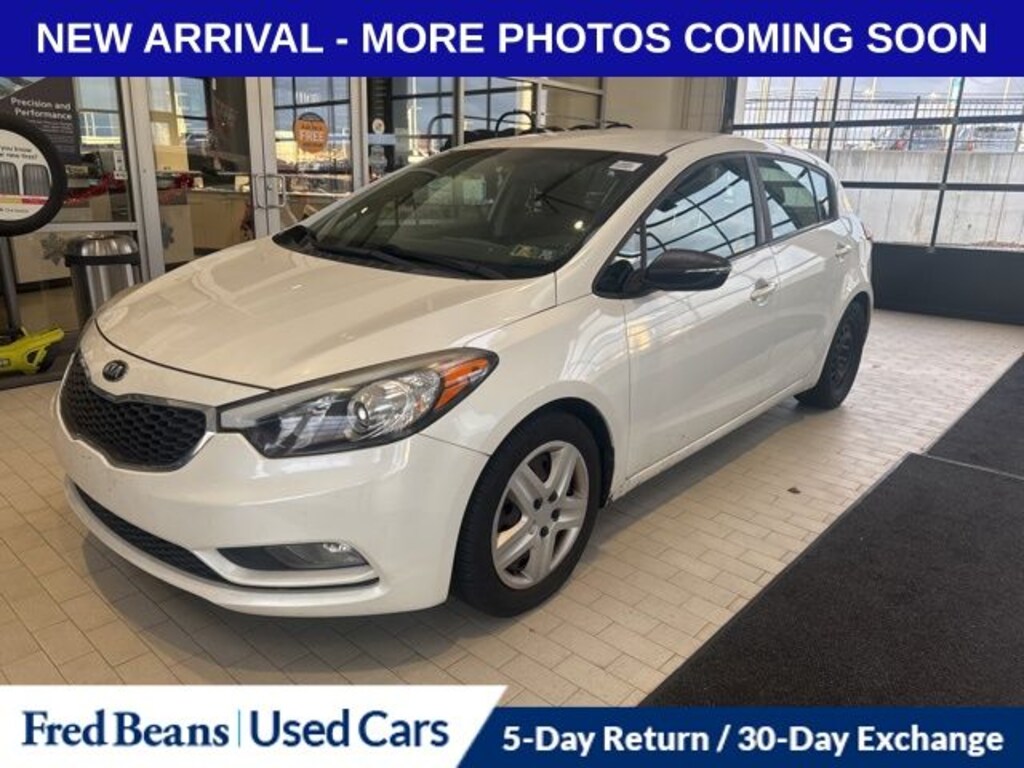 Used 2016 Kia Forte5 LX Hatchback